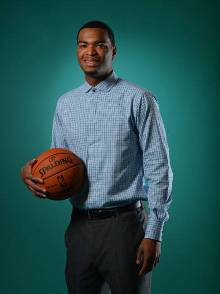 而社交媒体 而社交媒体